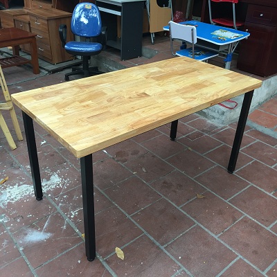 bàn  làm việc chân sắt mặt gỗ kích thước 120x60x75cm