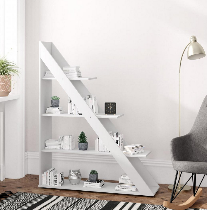 Mẫu giá kệ sách gỗ đứng hình tam giác 4 tầng trang trí đẹp mắt KGĐ76