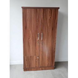 Tủ quần áo gỗ công nghiệp TQA82 3 cánh mở 2 cánh khóa – Tiết kiệm diện tích, hiện đại, giá rẻ